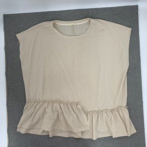 Aveology Cute Ruffled Blouse 22/24‎ Beige Textured Knit Top